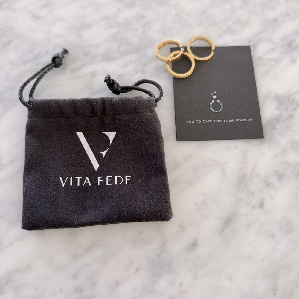 The lot of jewelry all brand new in original packaging!
